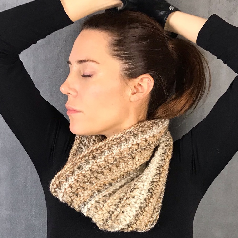 Handmade Neck Warmer for Men & Women (K51-2H)